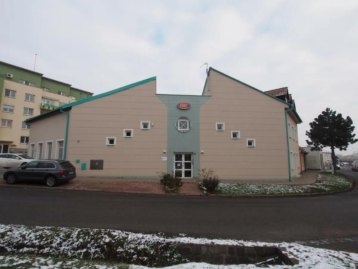 3-Bedroom Apartment In Rajhrad, With Kitchen, 2 Bathrooms, Parking Czech Republic